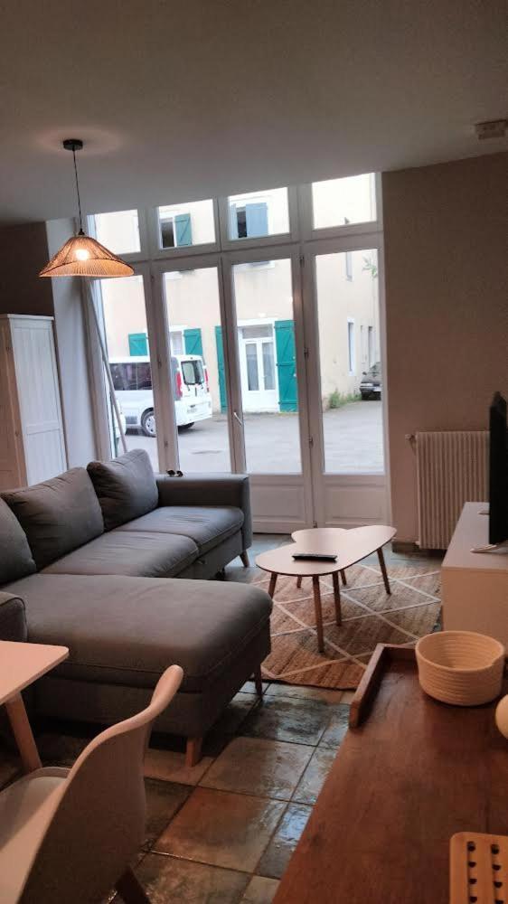 Chez Sabrina Apartment Oloron-Sainte-Marie Ngoại thất bức ảnh