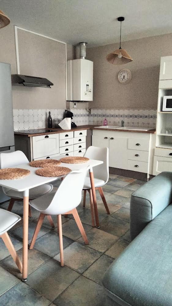 Chez Sabrina Apartment Oloron-Sainte-Marie Ngoại thất bức ảnh